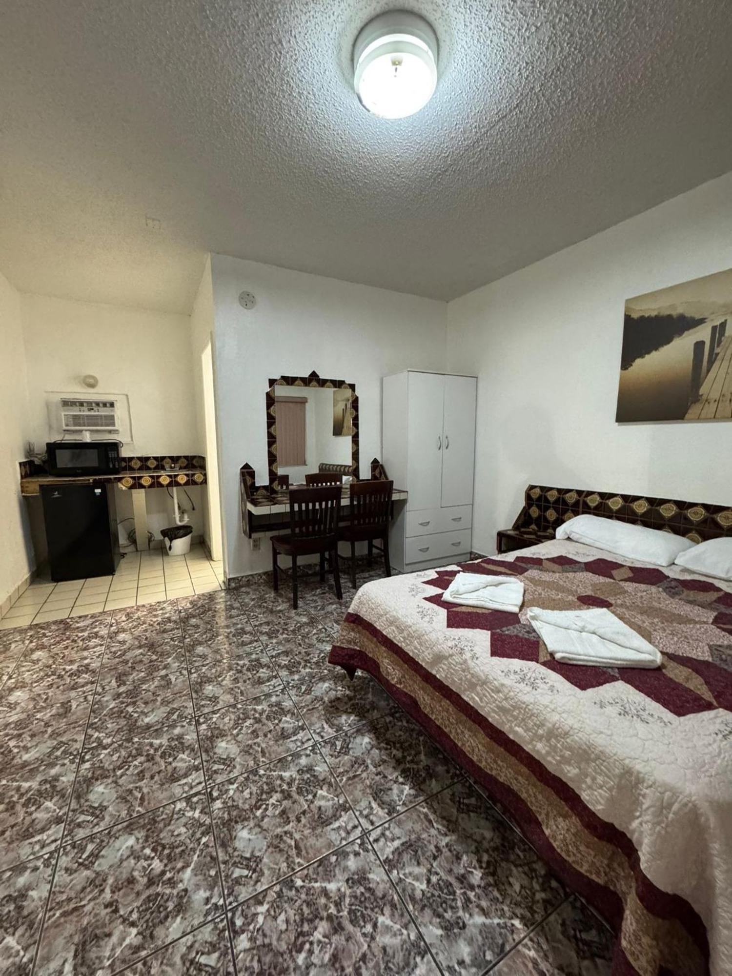 Hotel Rainbow - Miami - Little Havanna Εξωτερικό φωτογραφία